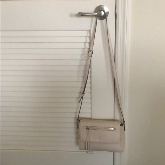 Kate Spade ♠️ purse - Picture 4 of 4